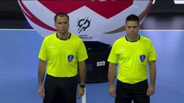 الحكمان أنخيل سابروسا