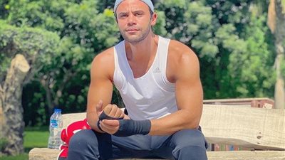 محمد إمام يتعاقد على 3 أفلام سينمائية جديدة بعد 