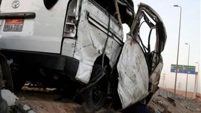 إصابة 4 أشخاص في تصادم دراجة بخارية وميكروباص بالمحلة 