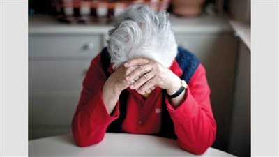  طرق لتخفيف أعراض سن اليأس.. تعرف عليها