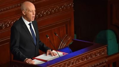 رئيس تونس: لن أتحول لديكتاتور.. ومن يتحدث عن خرق للدستور كاذب 