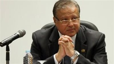 وزيرة الثقافة تصدر قرارا بالتجديد لـ هشام عزمي أمينا عاما للمجلس الأعلى للثقافة لمدة عام 