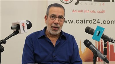 مدحت العدل خلال ندوة 