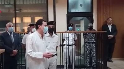 إحالة أوراق 