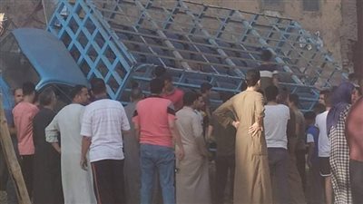 انقلاب سيارة أنابيب بوتاجاز منزلي على الطريق الدائري بالمحلة دون إصابات