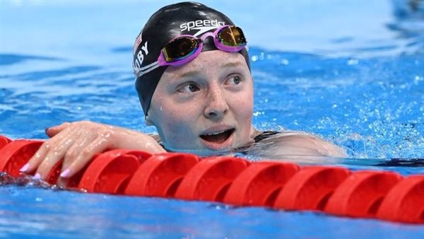 البطلة الأمريكية