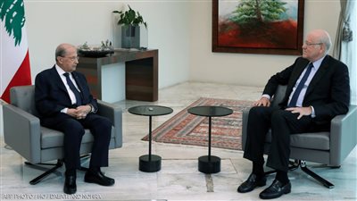 لبنان: رؤساء الجمهورية والحكومة والبرلمان يبحثون اليوم عرض ترسيم الحدود البحرية مع الإسرائيليين