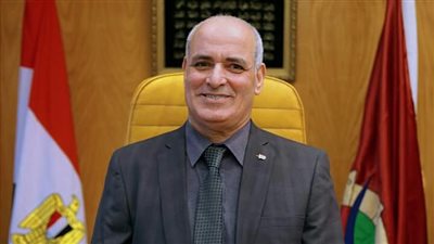 رئيس جامعة الفيوم السابق عضوًا في الكونجرس العالمي للبيوتكنولوجي بسنغافورة