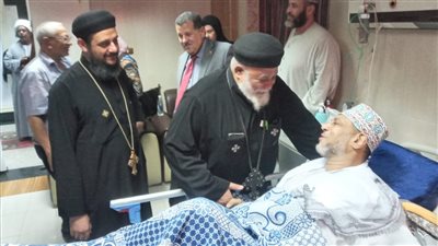 نقيب الأشراف يغادر مستشفى أسوان الجامعي بعد خضوعه لعملية جراحية وتماثله للشفاء