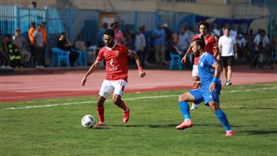 مرور 15 دقيقة.. التعادل السلبي يسيطر على مباراة الأهلي وأسوان