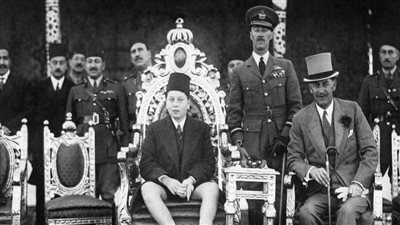 الملك فاروق.. دور الملكة نازلي والشيخ المراغي في تنصيب الملك الصغير