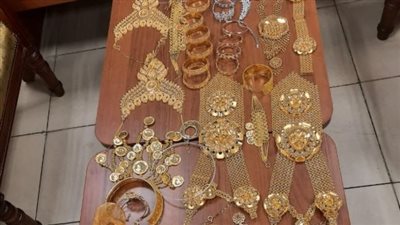 ضبط جواهرجي بالنزهة لاتهامه بالاتجار في الذهب المهرب جمركيًا