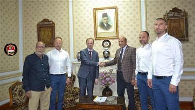 توقيع عقد الأكاديمية البولندية مع غزل المحلة (صور)