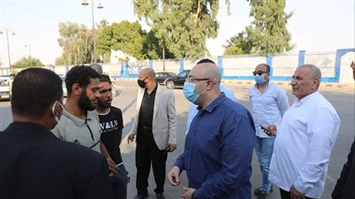 محافظ بني سويف يحيل رئيسي المنطقتين الأولى والرابعة للتحقيق بسبب تدنى مستوى النظافة