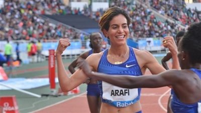 العداءة المغربية رباب عرافي تحتل المركز الثالث وتتأهل لنصف النهائي بـ طوكيو2020