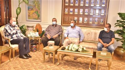 محافظ أسيوط يلتقي نائب رئيس 