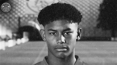 أياكس يعلن وفاة هداف أكاديميته في عمر 16 عامًا بحادث سير