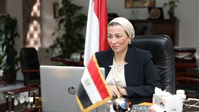 ياسمين فؤاد: ضرورة العمل الجماعي والتنسيق بين الدول الإفريقية لدعم آليات تنفيذ الأجندة الخضراء