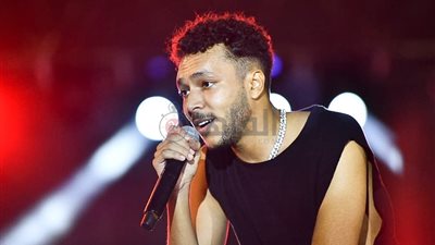 بعد اعتدائه على صحفي.. إنذار رسمي لنقابة الموسيقيين لمنع ويجز من الغناء