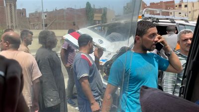 مصرع وإصابة 5 أشخاص في حادث تصادم على الطريق الدائري بالهرم (صور)