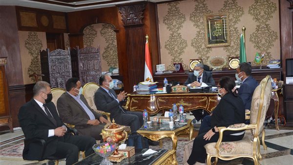 محافظ المنيا يستقيل