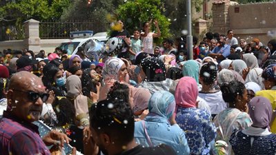 تعليم الجيزة: تأمين خروج طلاب الإعدادية بجميع المدارس عقب انتهاء الامتحانات