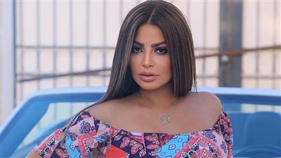 شرخ بالظهر وكسر بالذراع.. 10 صور لـ المطربة سمر بعد تعرضها لـ حادث الساحل الشمالي