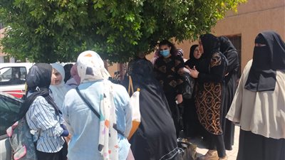 طالبات الثانوية العامة بالفيوم عن امتحان التفاضل والتكامل: 