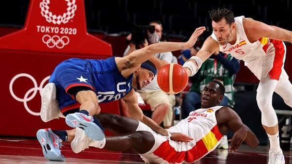 أمريكا تهزم إسبانيا