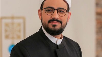  أمين عام الفتوى: زمن الذهاب للمفتي انتهى.. ونستطيع معرفة الحكم الشرعي بضغطة زر