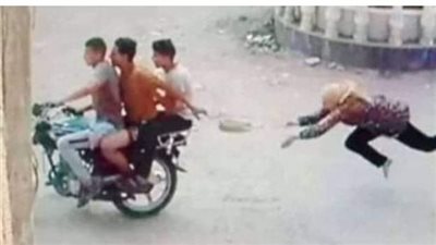 الأمن يفحص واقعة سحل سيدة بالشرقية على يد 3 لصوص (صور)