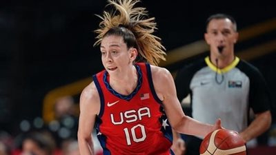 أمريكا تكتسح أستراليا وتعبر إلى نصف نهائي كرة السلة للسيدات بأولمبياد طوكيو2020