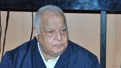 بعد تكريم ملتقى الشارقة.. من هو الأديب مصطفى نصر؟