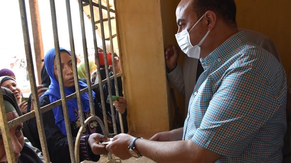 محافظ أسوان يفتتح