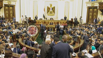 جلسة البرلمان لنظر فرض حالة الطوارئ بحضور رئيس الوزراء