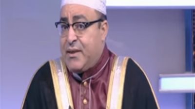 القارئ صلاح الجمل: كنت أول من أعطى تفويض للرئيس السيسي حبا في مصر (فيديو) 