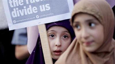 الحظر لا يشمل عمامة اليهود.. النمسا تمنع ارتداء الحجاب في المدارس