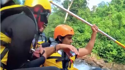 آسر ياسين بعد اتهامه بمعرفة “مقلب” رامز جلال: “أي تلكيك علشان نموت الأفيه وخلاص” (تدوينة)