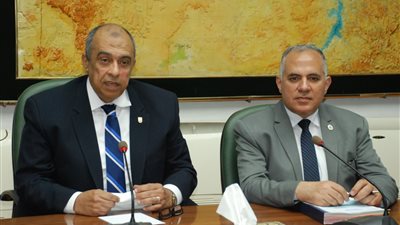 خاص.. تفاصيل سحب أراضي الدولة من 8 شركات مخالفة في توشكى والعوينات