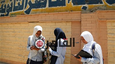 أولياء الأمور بعد أزمة امتحان التابلت: “سنة كبيسة وما شوفناش زيها” (فيديو)