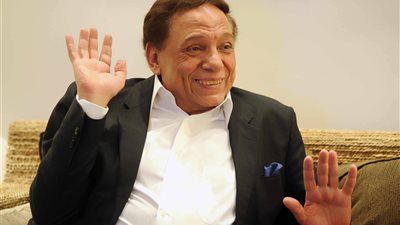 Dmc تواصل احتفالاتها بعيد ميلاد الزعيم عادل إمام (فيديو)