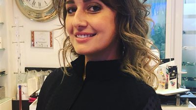 6 معلومات عن الفنانة حلا شيحة ولعنات خلع الحجاب مع رامز في الشلال