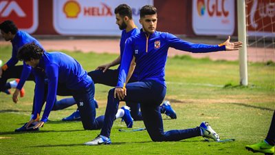 مستشفي الأهلي.. برنامج استشفائي لـ”أيمن أشرف” وجلسات علاج طبيعي لـ”الشيخ”