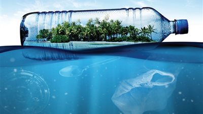 يتنهي بعد 450 سنة.. تعرف على أطول بث مباشر لتحلل زجاجة بلاستيك (فيديو)