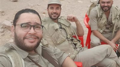 أحمد رزق: “مش محتاج تكون جندي علشان تخدم وطنك.. وفي أتخن مني في الجيش”