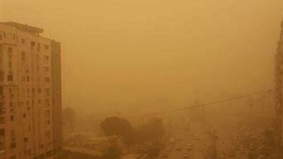 عواصف ترابية وأمطار في أول أيام عيد الفطر المبارك.. وتحذيرات خاصة لمرضى الجهاز التنفسي
