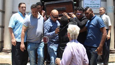 غياب تام لنجوم الفن فى جنازة قسمت رشدي أباظة