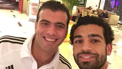محمد صلاح وعماد متعب في الجونة (صورة)