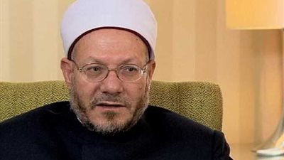 “دا رأي الامام البحبحاني”.. هجوم على الإفتاء بسبب فتوى استحباب الصلاة في المساجد التي بها أضرحة