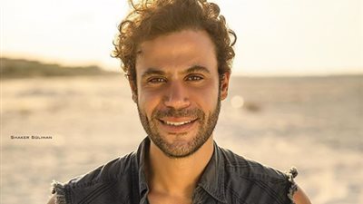 محمد إمام يعلن عن فيلمه الجديد: “حدوتة ما تعملش زيها” (صورة)